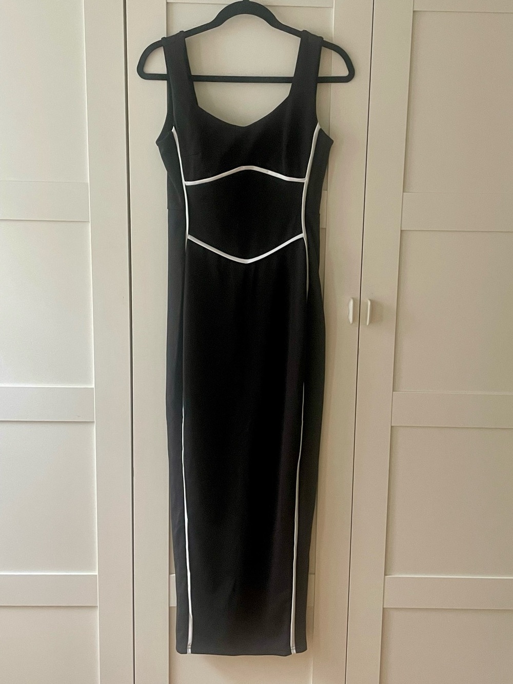 Black Bodycon Maxi Dress with White Piping